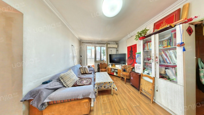 车道沟10号院二手房实景图