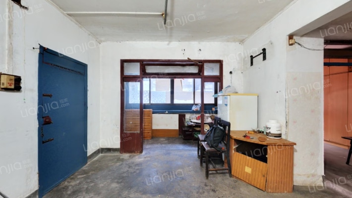 前驱路二手房实景图