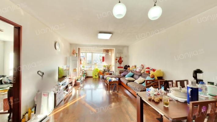 爱这城二期二手房实景图