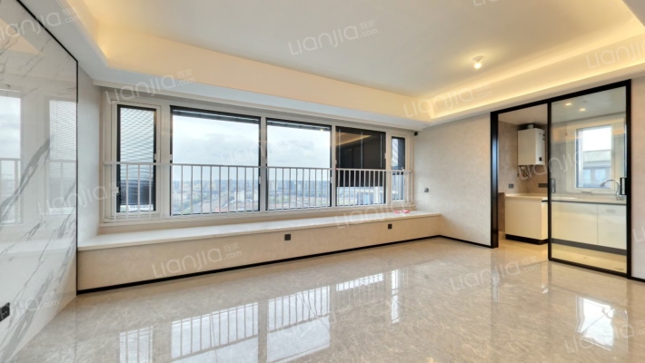 杰立潮正府二手房实景图