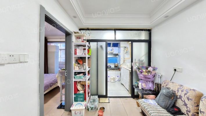 服务公司家属院二手房实景图