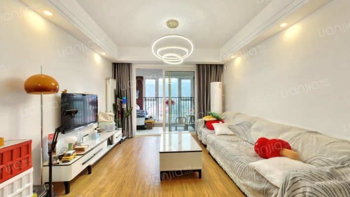 溪山樾二手房实景图