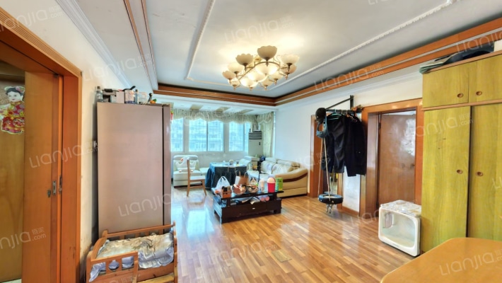 浦江路10号二手房实景图