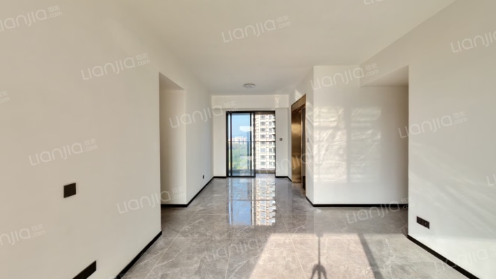 华侨城云尚二手房实景图