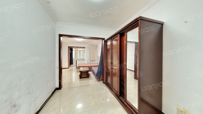 小关北里二手房实景图