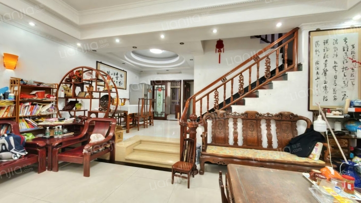 翡翠绿洲鸣翠园二手房实景图