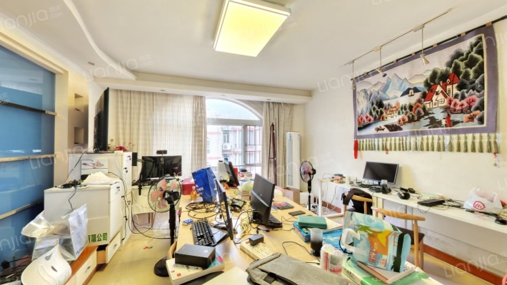 龙平路144号二手房实景图