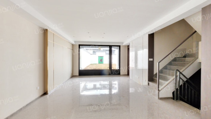 蜀道蓝城桃李春风二手房实景图