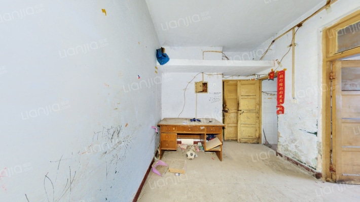 银行家属院二手房实景图