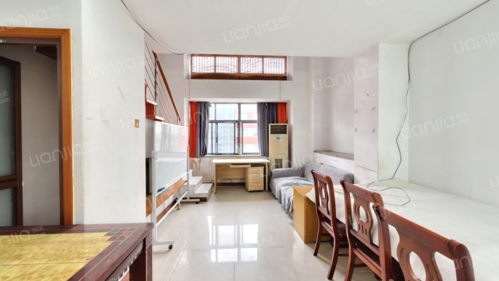 新沧商贸公寓二手房实景图