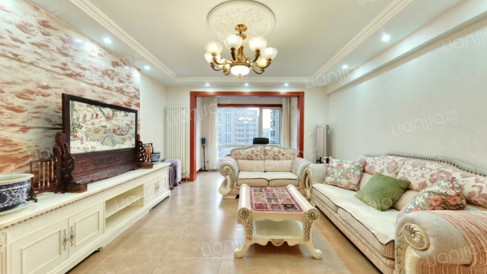 威尔夏大道二手房实景图