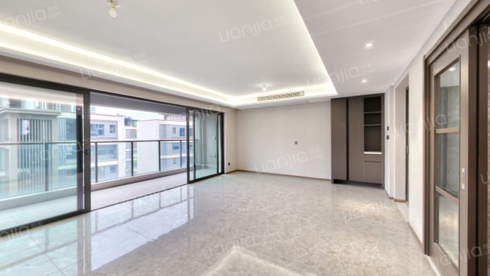 美的东樾玖院二手房实景图