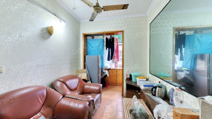 柏树村二手房实景图