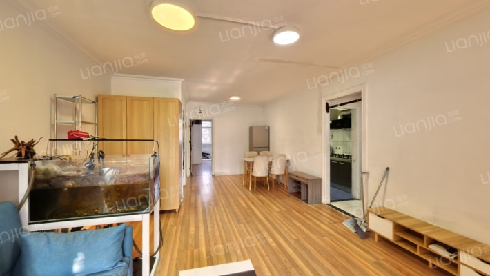 百合园二手房实景图