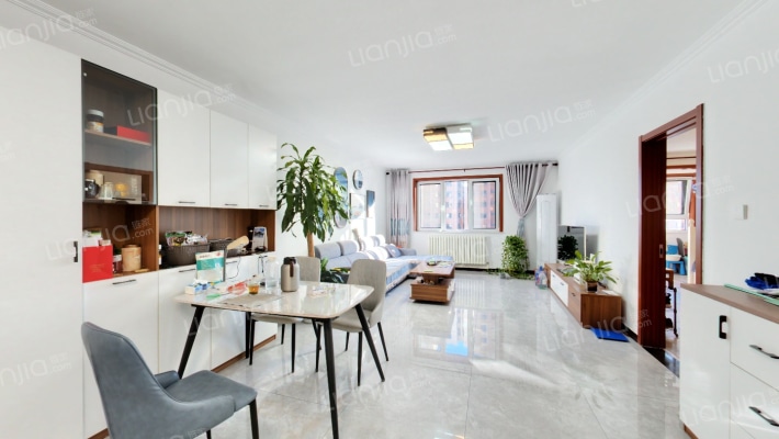 中东路121号院一区二手房实景图