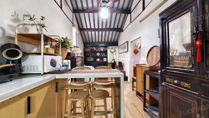 前管弄堂小区二手房实景图