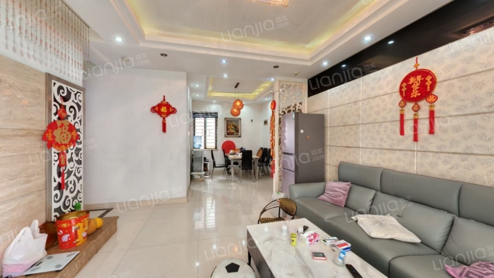 柏丽华庭二手房实景图