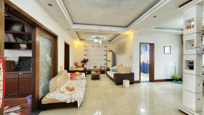 南漪路一百五十七号院二手房实景图