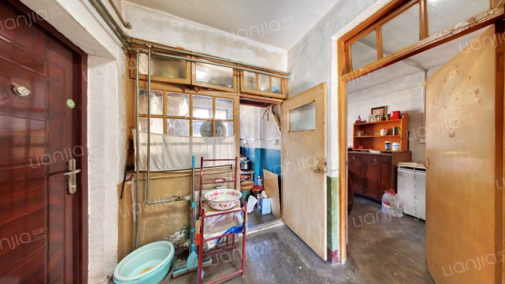 白云路二手房实景图