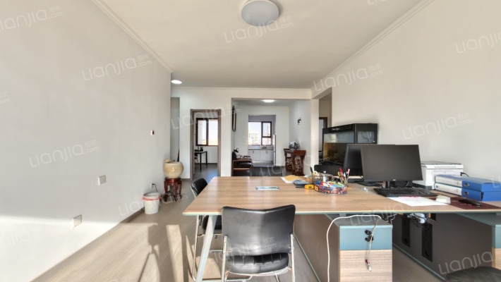 塔冢新村E区二手房实景图