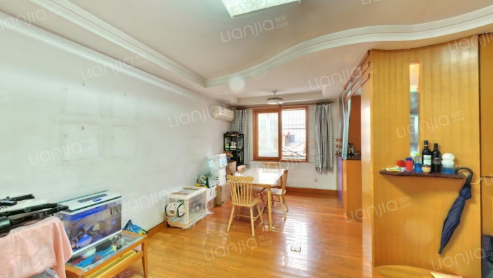 清华公寓二手房实景图