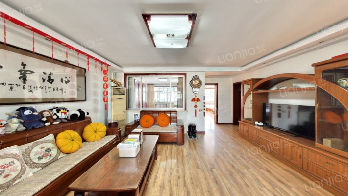 黑虎泉北路67号二手房实景图