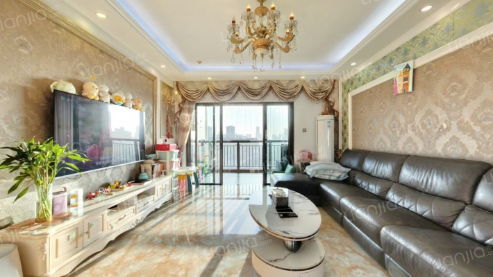 鼎太风华三期二手房实景图