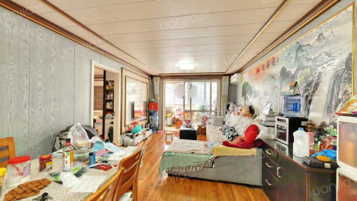 西革新里112号院二手房实景图