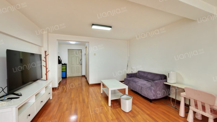 彩世界二手房实景图