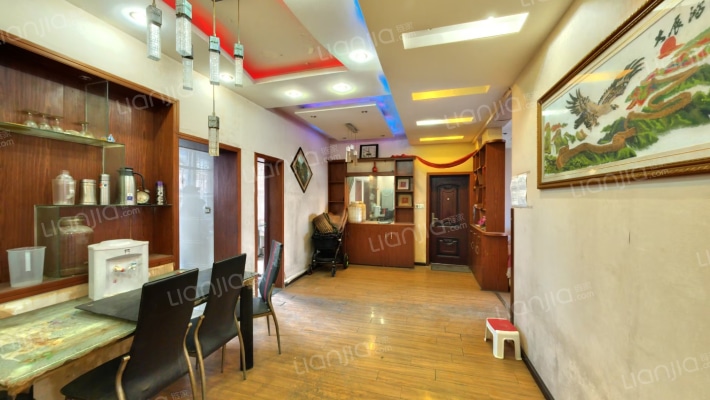 西安路一段104号二手房实景图