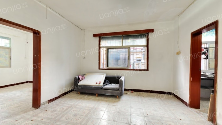 新三村东区住宅二手房实景图