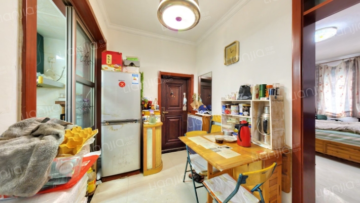 解放路92号院二手房实景图