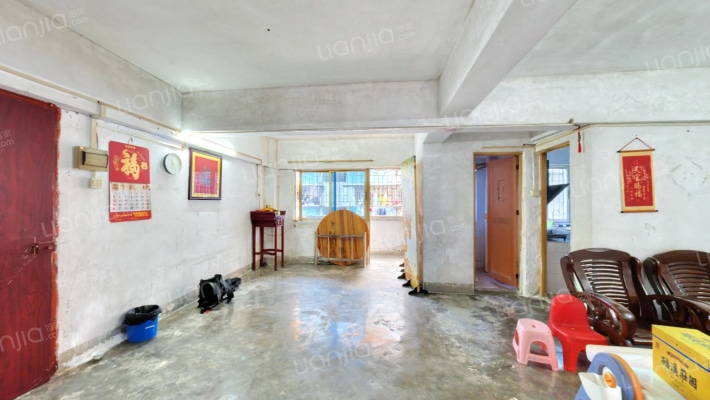 湖畔楼二手房实景图