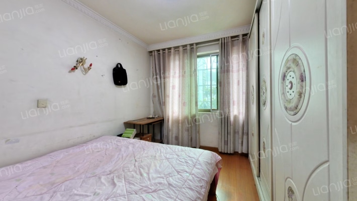 蓑草路98号二手房实景图