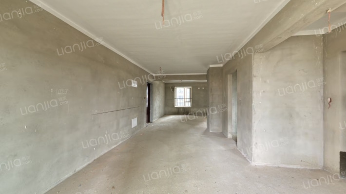 华景川秀丽春江二手房实景图