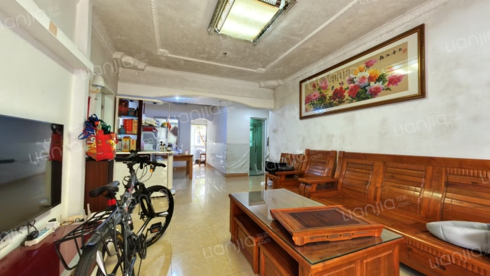 东湖花园一区二手房实景图