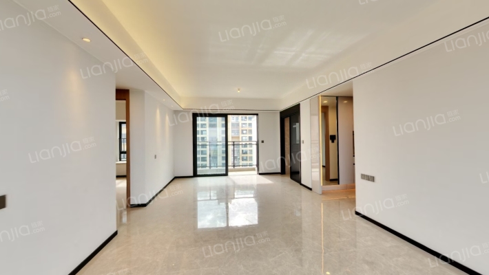 保利和悦滨江二手房实景图