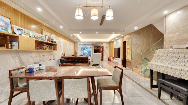 建发泱墅二手房实景图