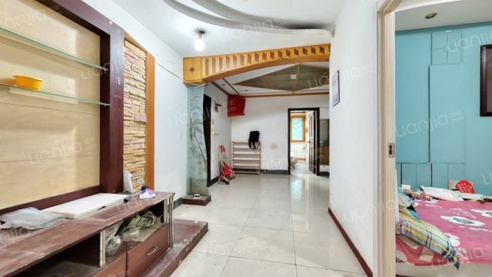 惠誉社区交警小区二手房实景图