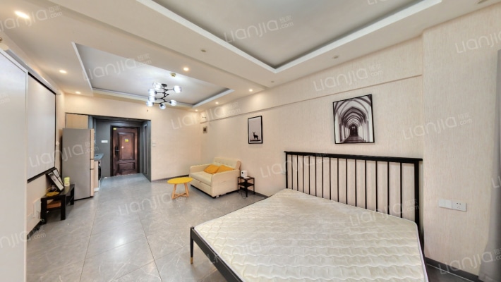 七彩丽都二手房实景图