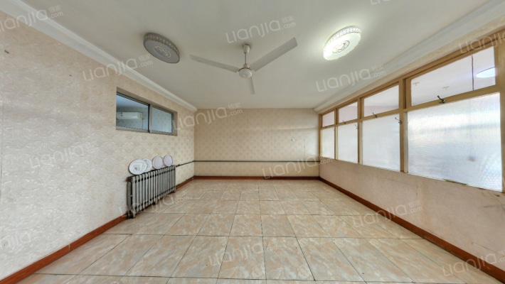 泺安路10二手房实景图