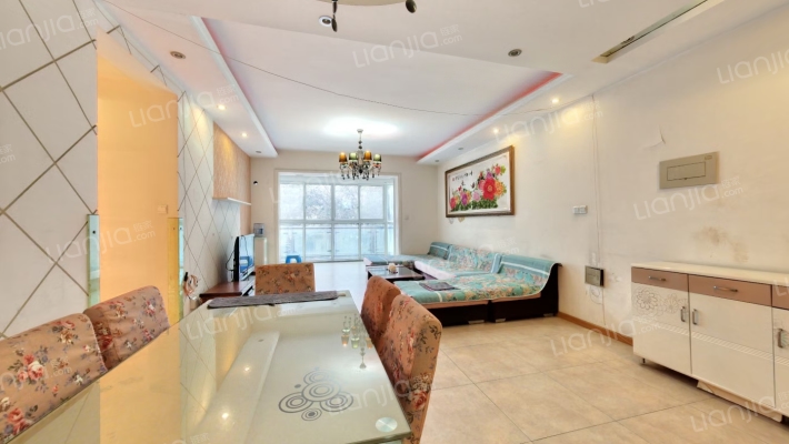 金色鱼凫二手房实景图