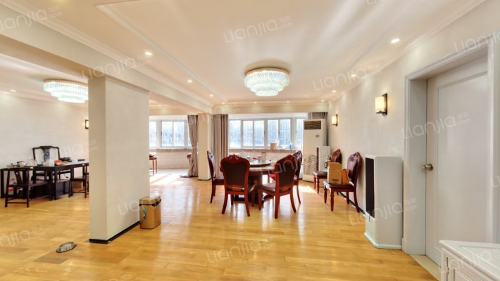 海滨城广场二期二手房实景图