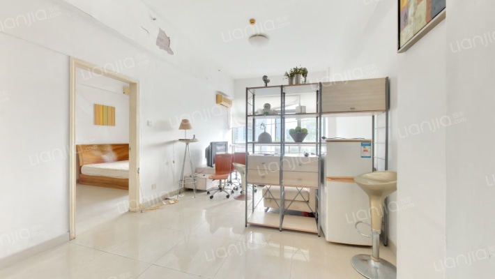 南山国际二手房实景图