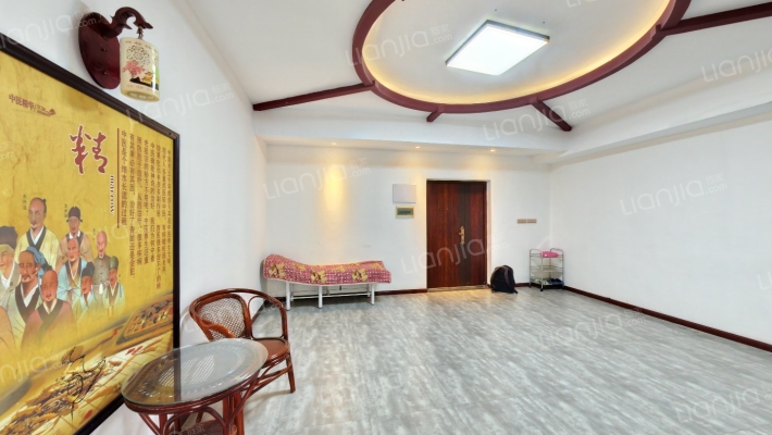 世纪广场二手房实景图