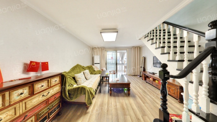 希望豪园二手房实景图