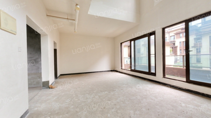 金辉泊舍二手房实景图