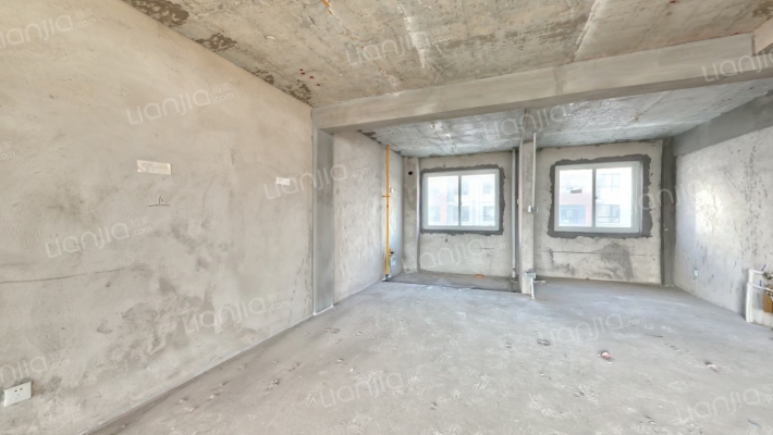 御岱豪庭二手房实景图