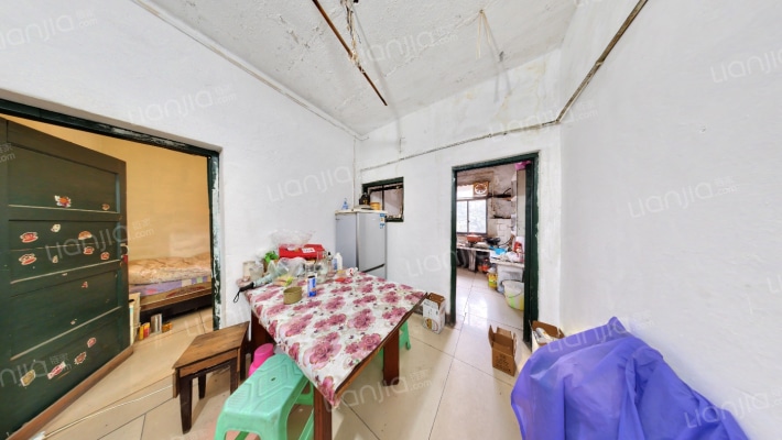 啤酒厂家属区二手房实景图