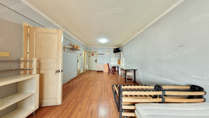 远见名苑二期二手房实景图